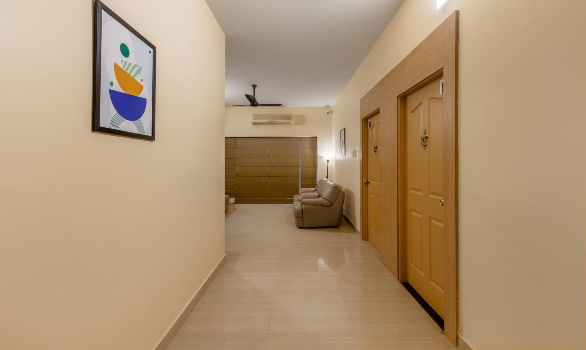 Treebo Nestlay Rooms, Nungambakkam Madrás Exterior foto