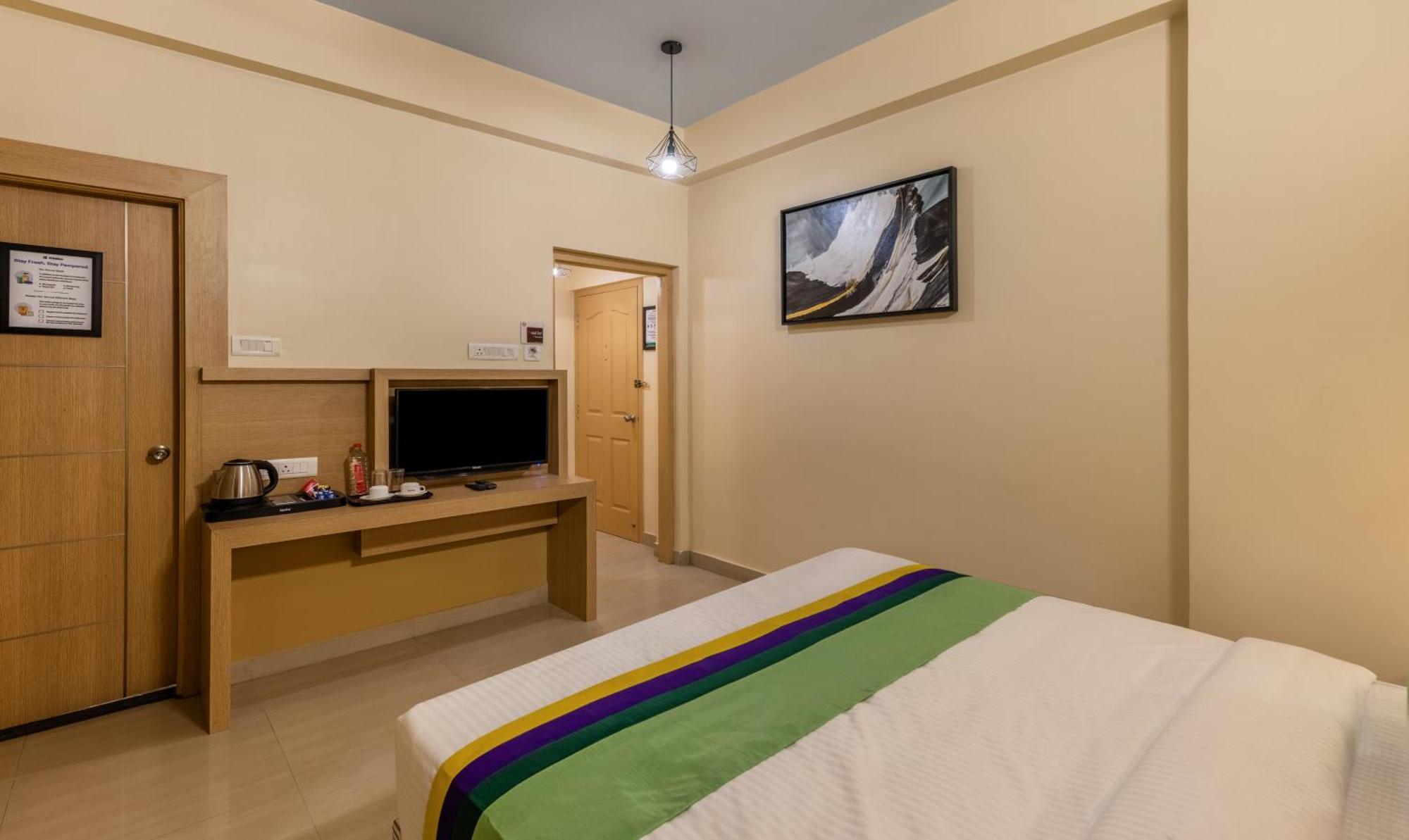 Treebo Nestlay Rooms, Nungambakkam Madrás Exterior foto