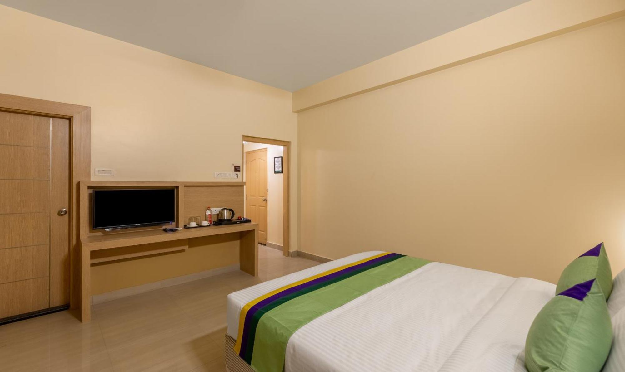Treebo Nestlay Rooms, Nungambakkam Madrás Exterior foto