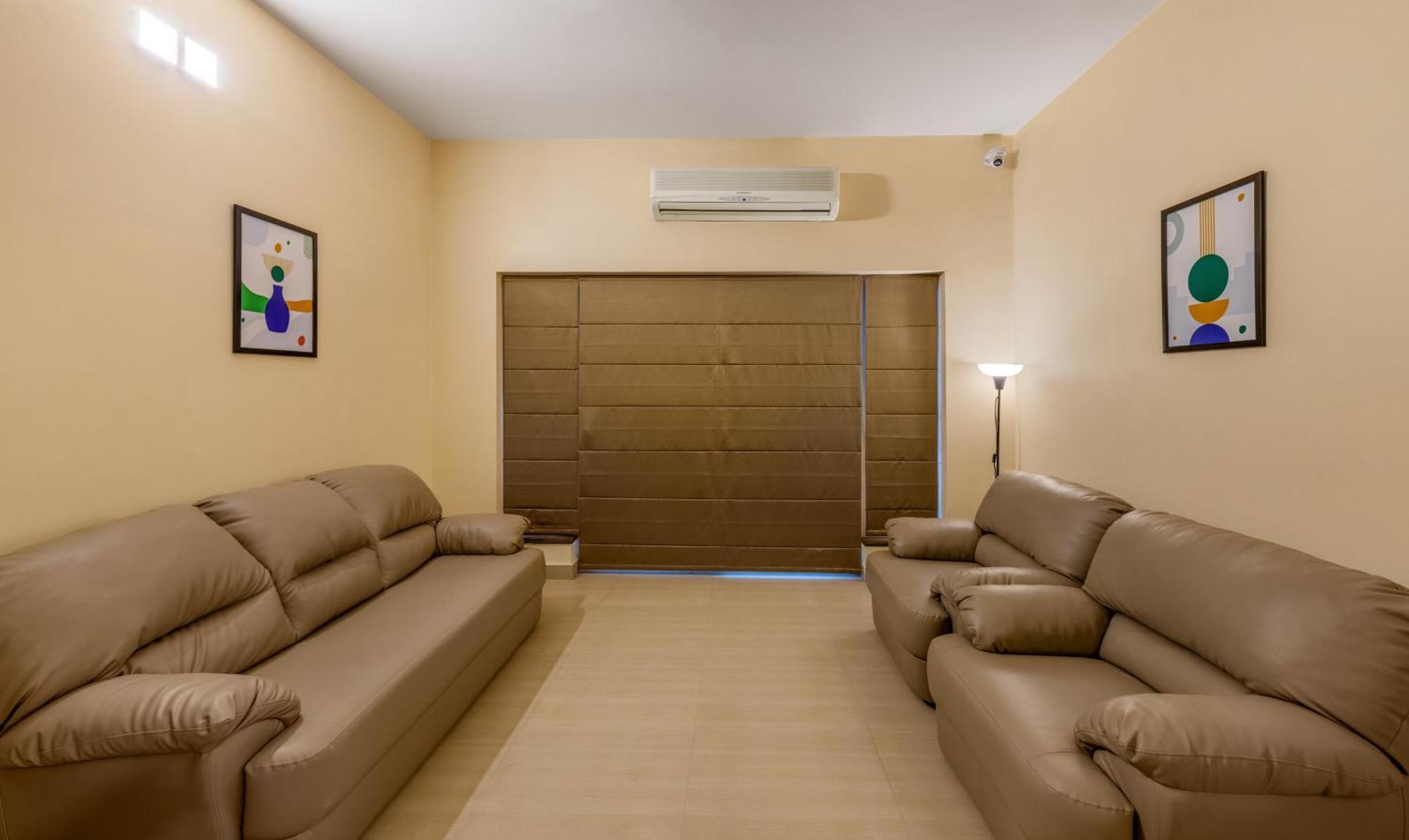 Treebo Nestlay Rooms, Nungambakkam Madrás Exterior foto